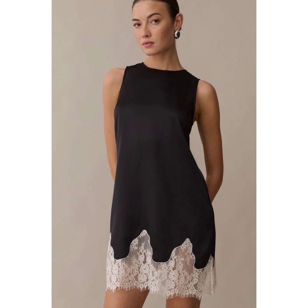 Few Moda Kourt Womens Black Satin Sleeveless Lace Hem Shift Dress Small NWT
